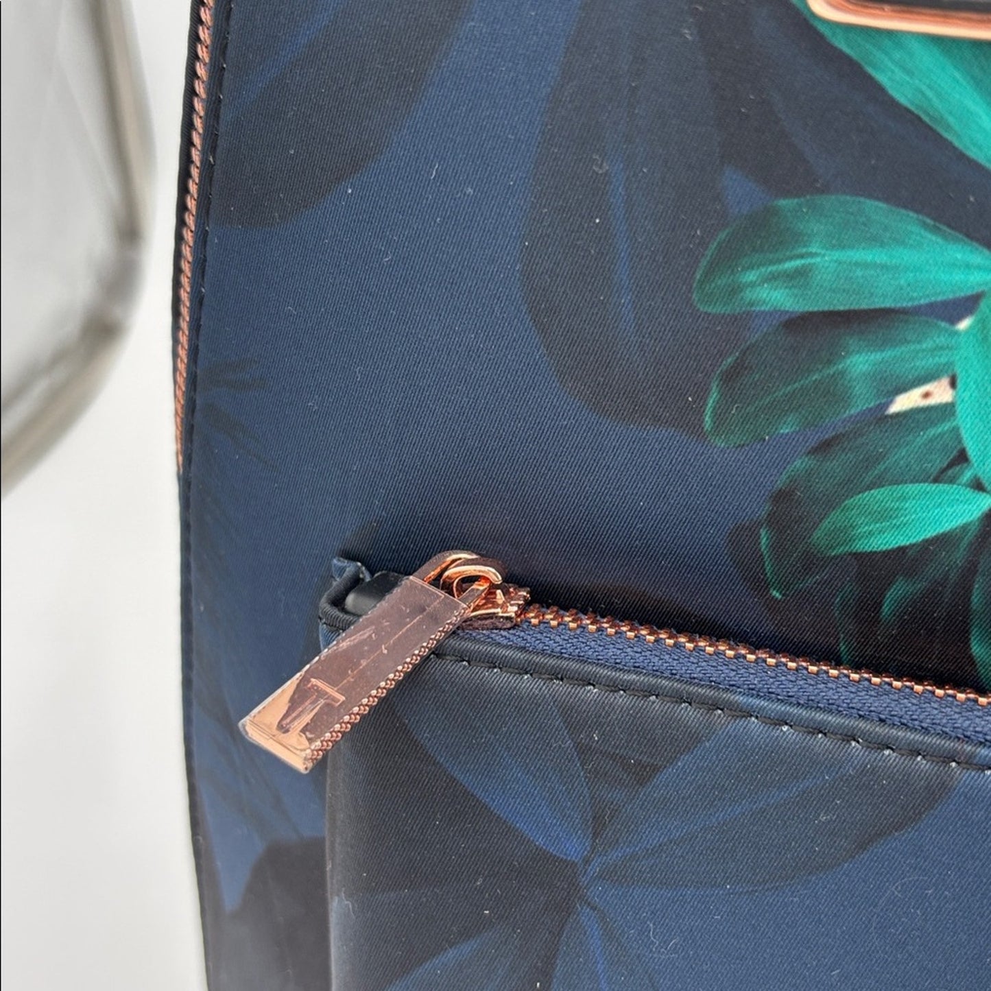 TED BAKER Rossiee Houdini Travel Bag Carry On Roller Bag - Blue In Navy