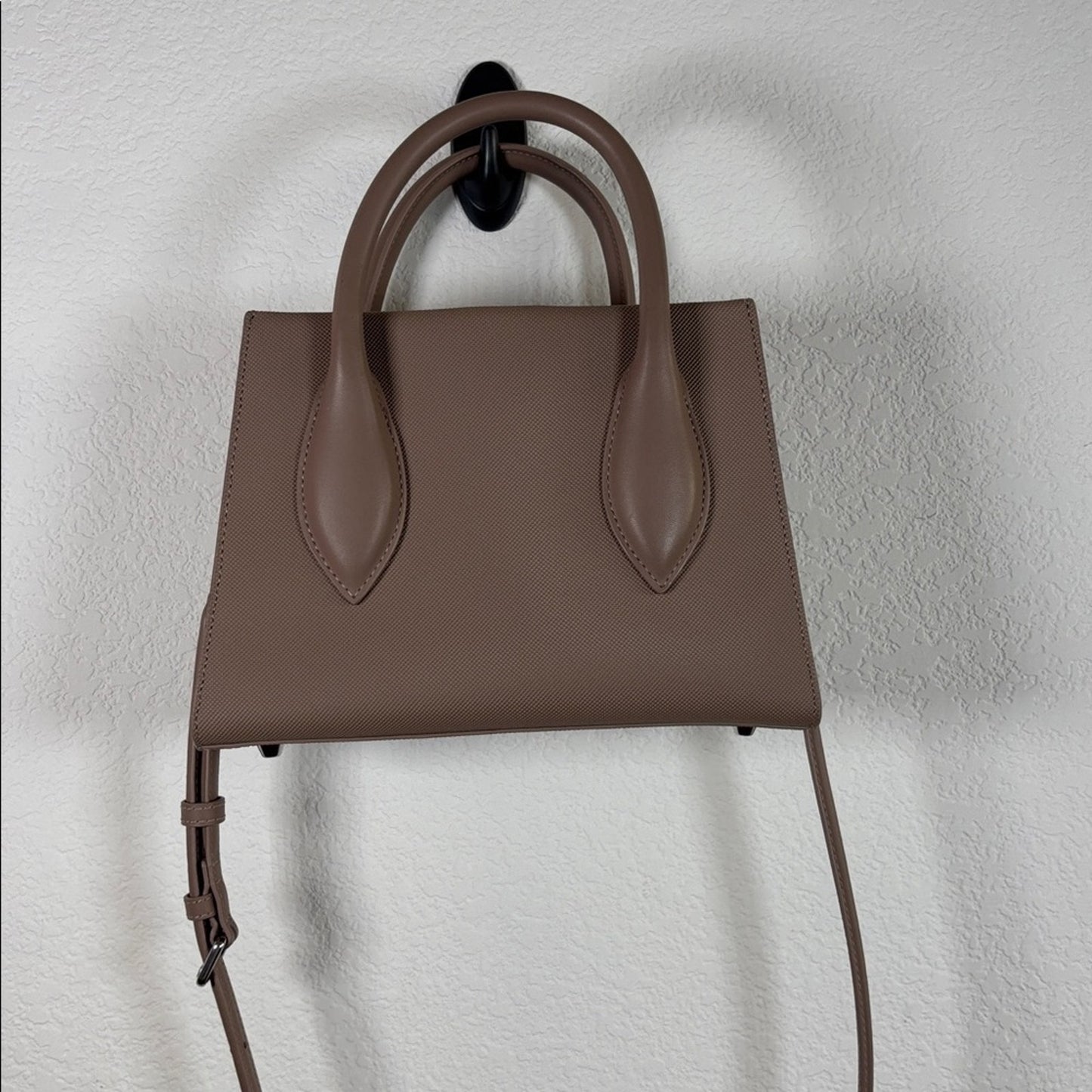 Lacoste Women's Daily City Purse in Taupe Shoulder Crossbody Bag