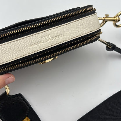 Marc Jacobs The Snapshot Black Crossbody Bag